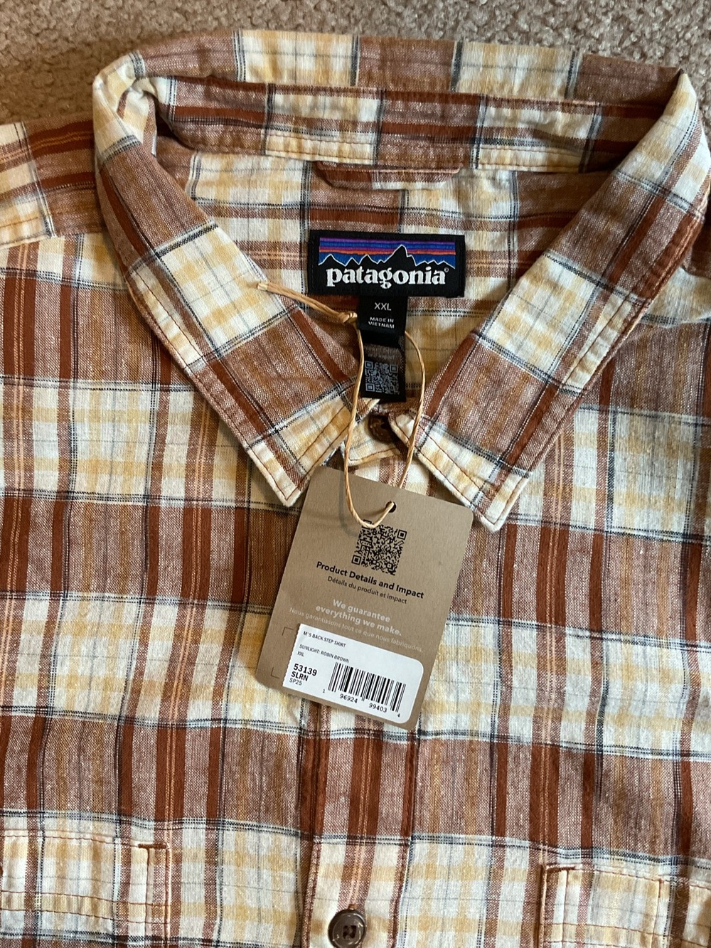 Patagonia Menโs Brown and Cream Plaid Button-Down Shirt - XXL